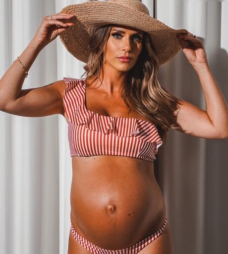 Alina Schulte im Hoff onlyfans leaka