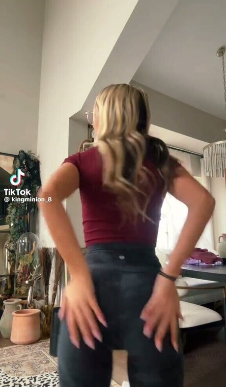 Ava Nucci onlyfans sex leaks