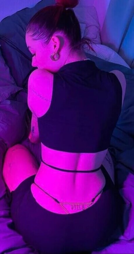 blonde shemale onlyfans adult pictures