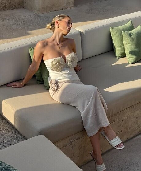 Mrs Bella leaked onlyfans content