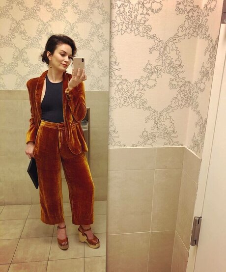 Britt Lower onlyfans leak new