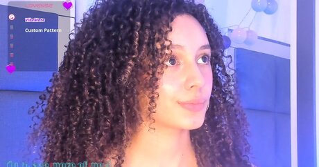 sweetcurly1 only fans content