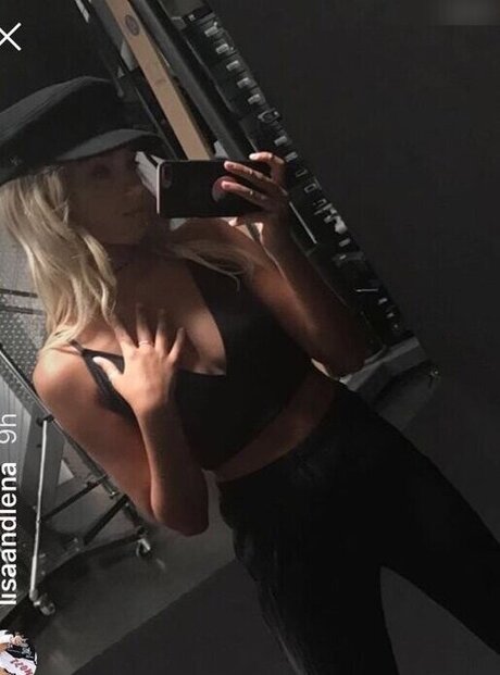 Lisa und Lena naked on onlyfans