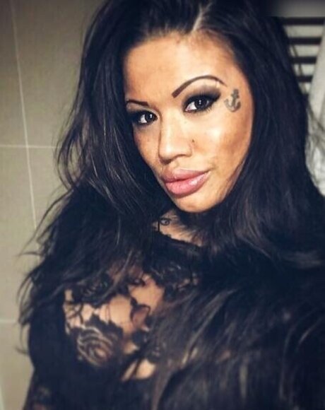 Catherine Teufelsweib nude onlyfans leak