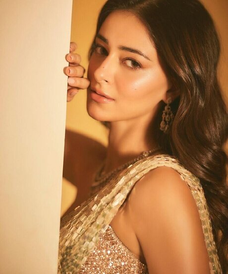 Ananya Pandey onlyfans sex leak