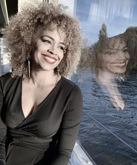 Diana Schneider nudes onlyfans leaked