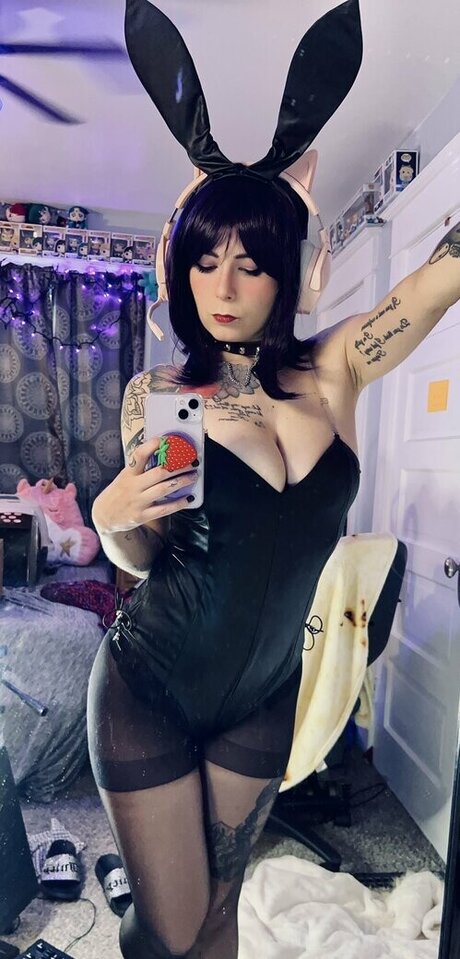 Rionasmiiilesss onlyfans picture