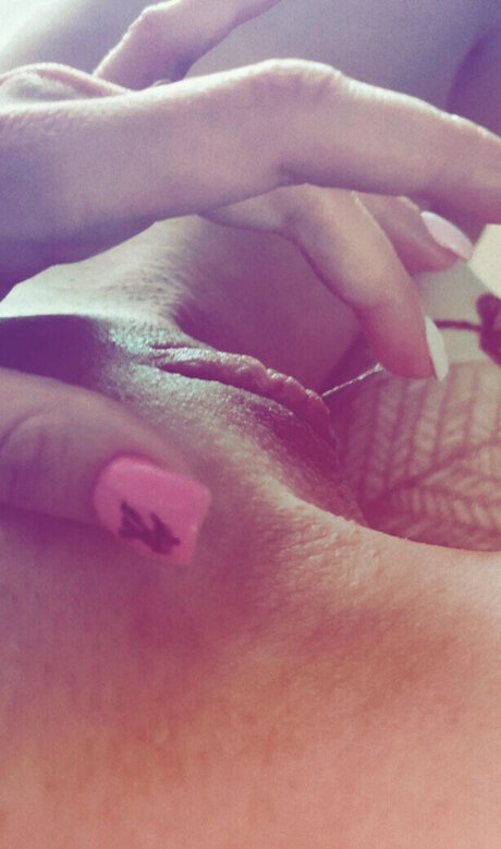 ANNY RUDEGIRL onlyfans leak