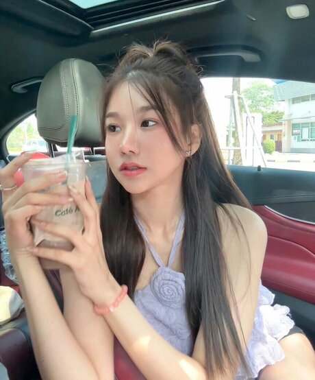 babymangpor Profile image