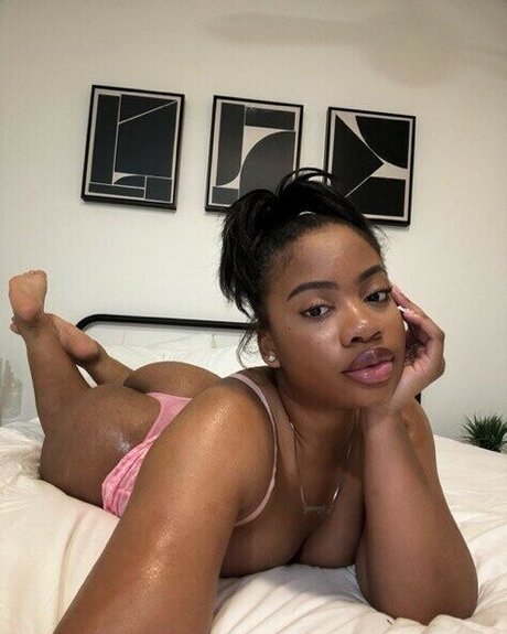 moreyaz onlyfans pic