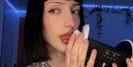 SleepGirlASMR sexy onlyfans