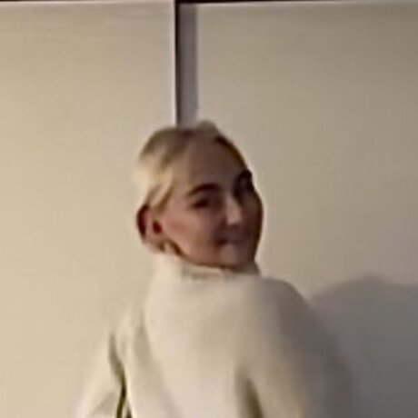 Lara Charlottee only fans photos