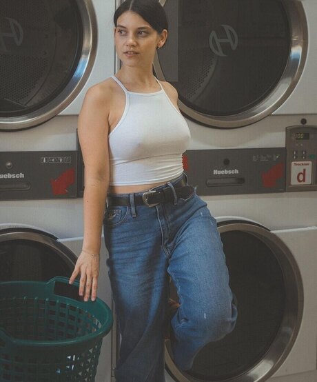 lov e lena onlyfans pic