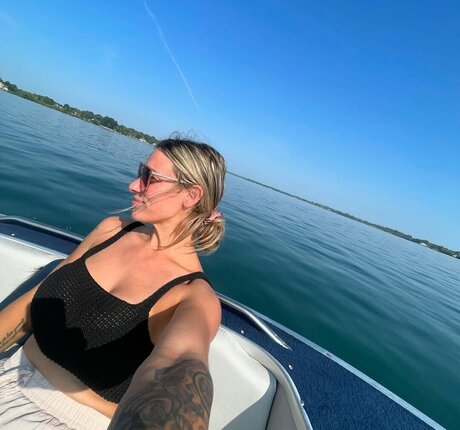 Ashley Kowalcyk onlyfans leak