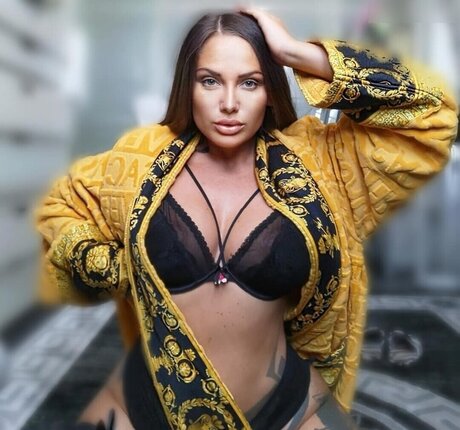 Schwesta Ewa onlyfans archives