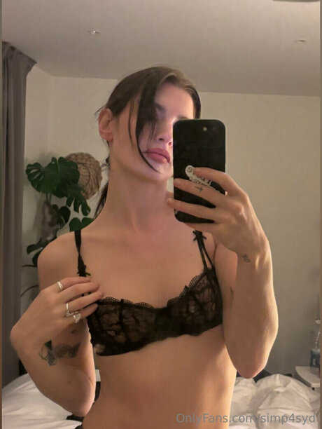 solo feet onlyfans art xxx self-portrait