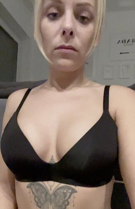 Emily Becker onlyfans leaks nudes