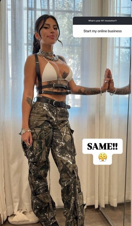 Breezy Foxx onlyfans pictures