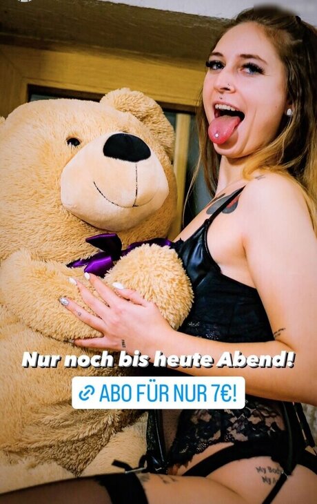 hi iam sara naked onlyfans