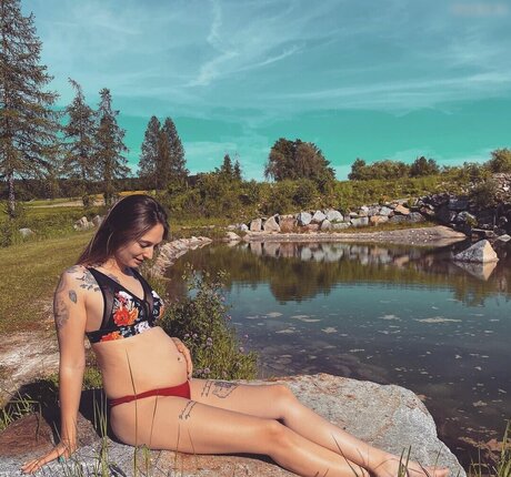 hi iam sara naked onlyfans