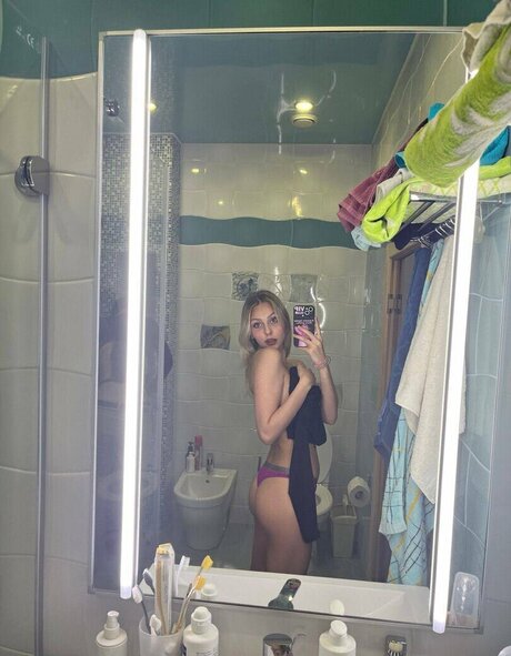 you fell in love onlyfans leajs