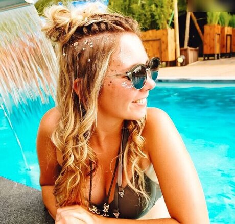 spy onlyfans nice pics