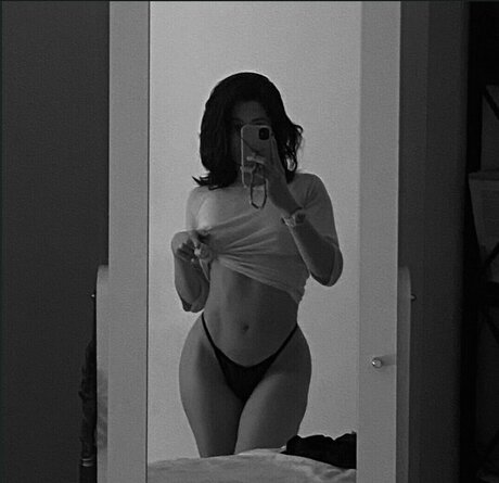 queen of spades onlyfans art naked exposure