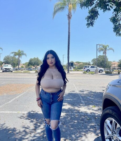 ashleyarambulaa onlyfans nude pictures