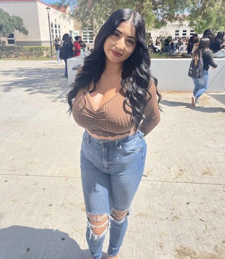 ashleyarambulaa onlyfans naked