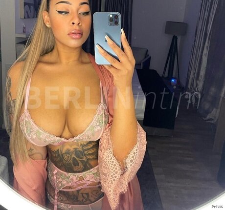 Bonita Brilliant nude leaked onlyfans