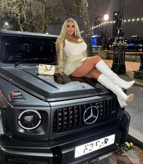 Corrinnadione onlyfans sex tape