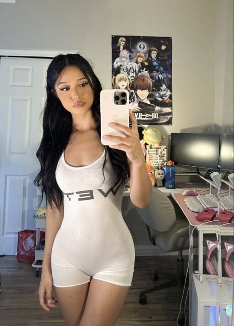 lilnatnat_ onlyfans images