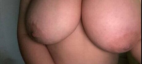 Tanu Cherry onlyfans page