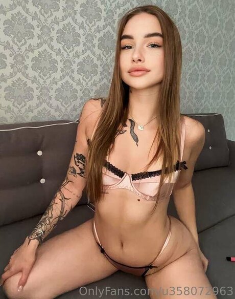 snakemary only fans content