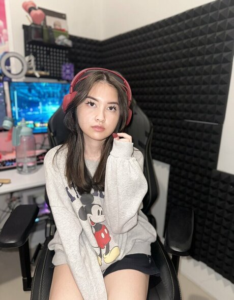 Swansage new onlyfans