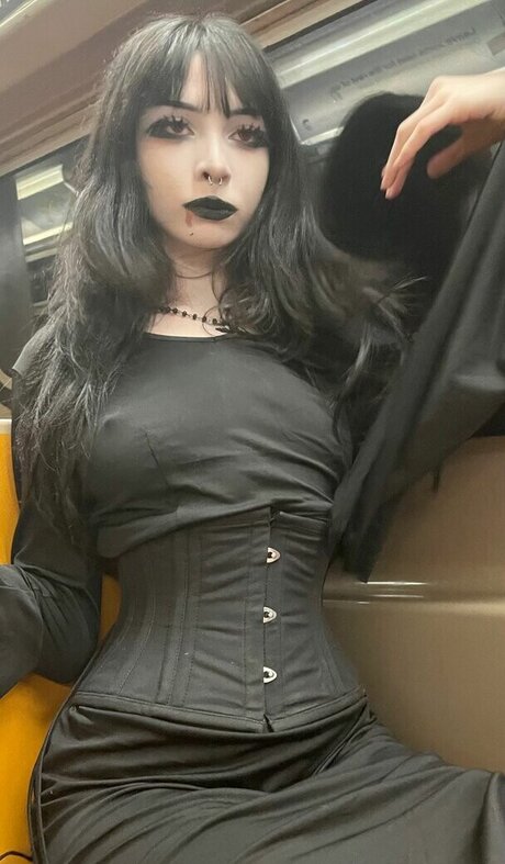 Sashad0ll only fans pictures