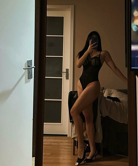 hypothxxcajal onlyfans nude leak