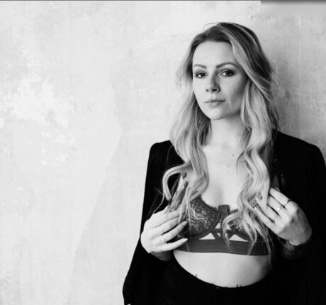 Denise Schwitalle onlyfans porno