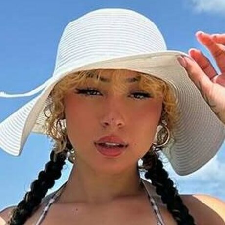 Lizziefreakz onlyfans sexy