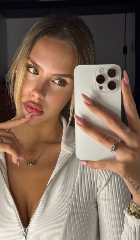 Elisa Pellegrino onlyfans porn