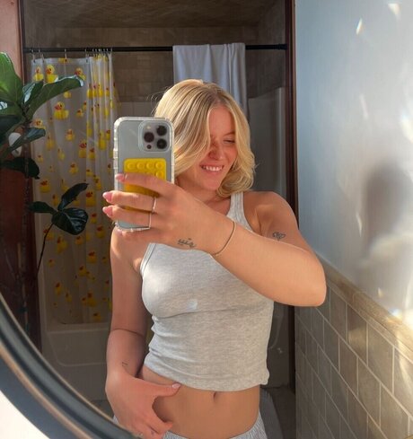 Majaaleonie only fans leak nude