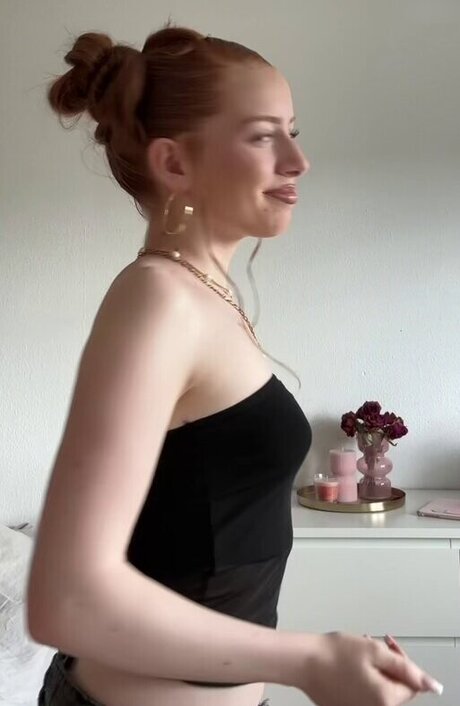 Annika eks onlyfans nude tits