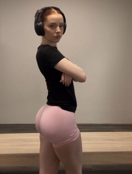 Annika eks onlyfans pics