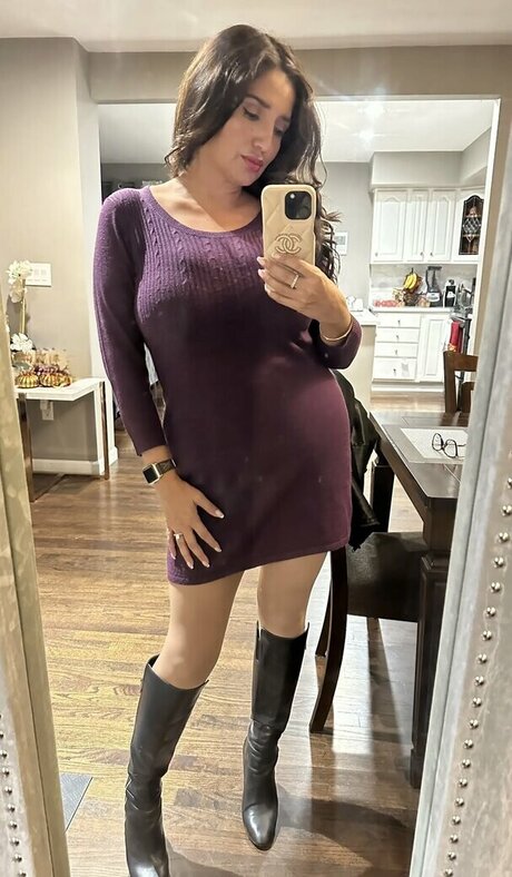 latinaseven7 onlyfans tits