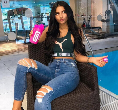 Ivana Santacruz nude onlyfans leaks