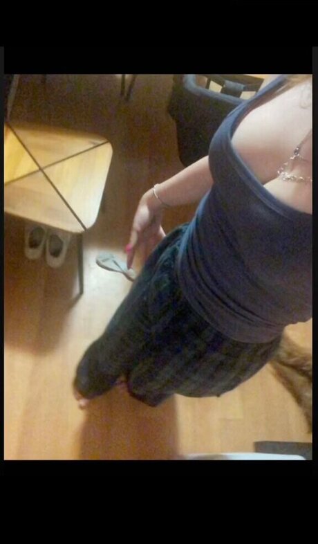 Emmy Moore onlyfans nudes