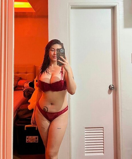 Gladys Jane Jimenez onlyfans images