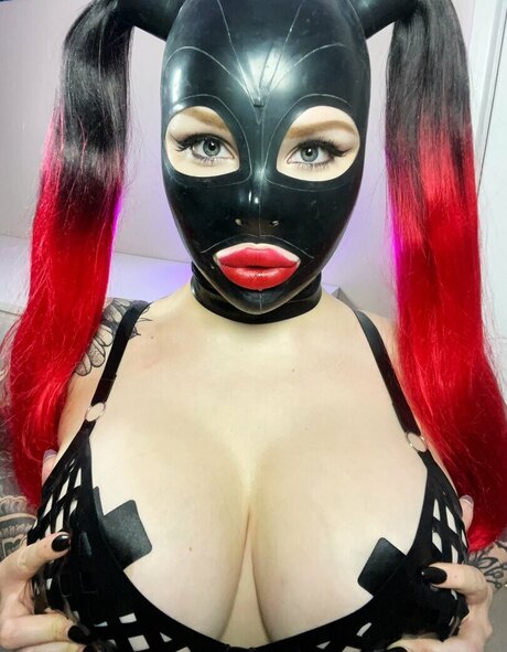 MissIvyRoseScarlett leaked only fans nudes