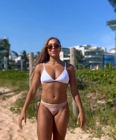 Lorrane Dos Santos leaked onlyfans