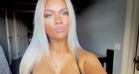 Emily McClean onlyfans nudes leak